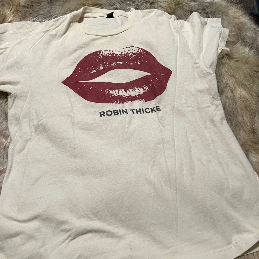 Tultex White Tee with Pink Lips Graphic - Picture 3 of 5